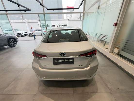 TOYOTA-COROLLA-2025