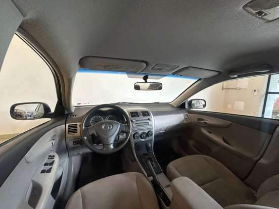 TOYOTA-COROLLA-2011