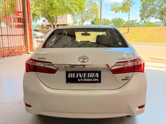 TOYOTA-COROLLA-2.0 ALTIS 16V FLEX 4P AUTOMÁTICO TOYOTA-COROLLA-2014