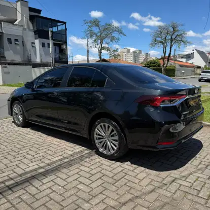 TOYOTA-COROLLA-2024