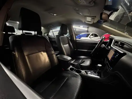 TOYOTA-COROLLA-2019