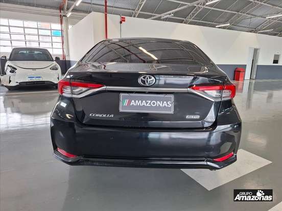 TOYOTA-COROLLA-2024