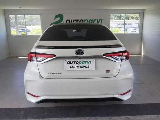 TOYOTA-COROLLA-2021