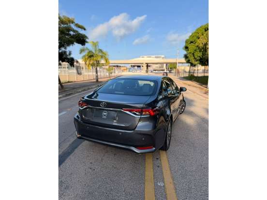 TOYOTA-COROLLA-2021
