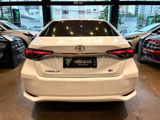 TOYOTA-COROLLA-2022