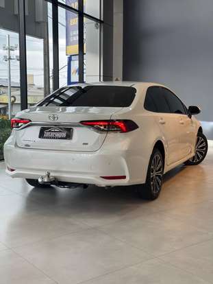 TOYOTA-COROLLA-2022