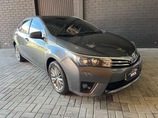 TOYOTA-COROLLA-2015