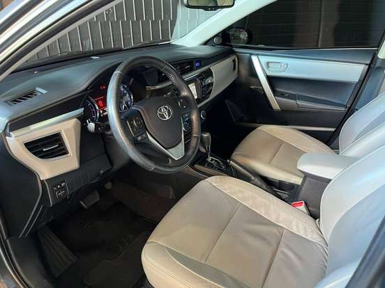 TOYOTA-COROLLA-2.0 XEI 16V FLEX 4P AUTOMÁTICO TOYOTA-COROLLA-2015