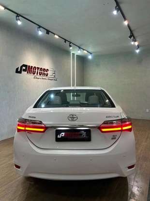 TOYOTA-COROLLA-2017