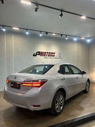 TOYOTA-COROLLA-2018