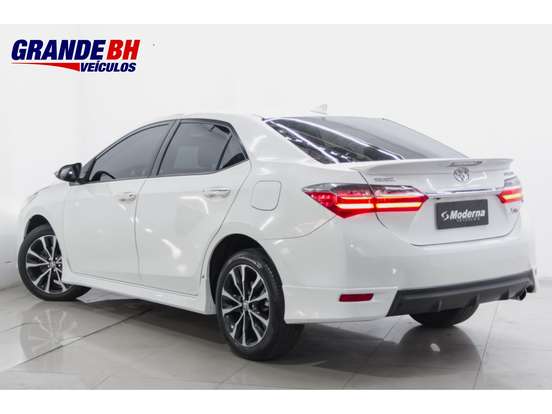 TOYOTA-COROLLA-2018