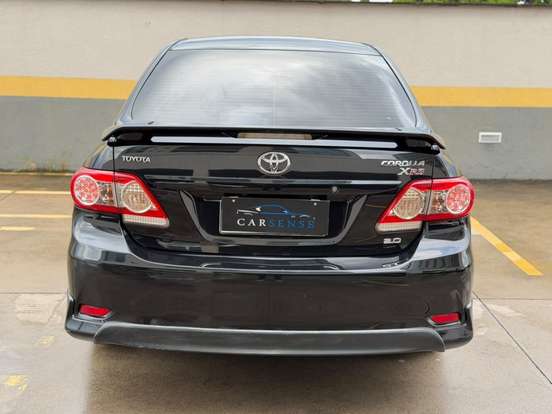 TOYOTA-COROLLA-2012