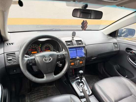 TOYOTA-COROLLA-2.0 XRS 16V FLEX 4P AUTOMÁTICO TOYOTA-COROLLA-2012