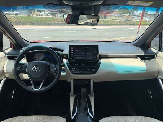 TOYOTA-COROLLA CROSS-2021