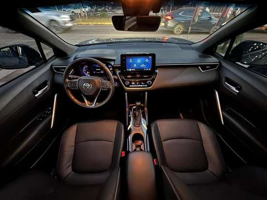 TOYOTA-COROLLA CROSS-2023
