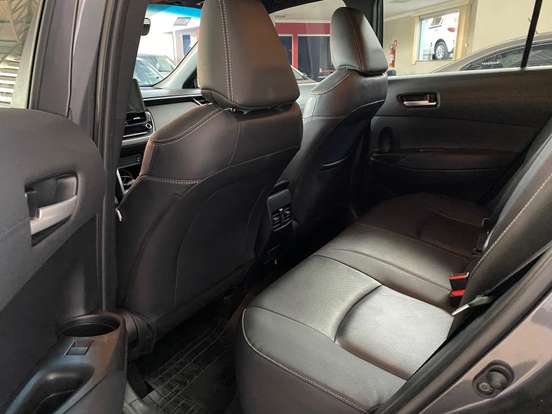 TOYOTA-COROLLA CROSS-2023