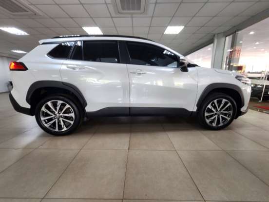 TOYOTA-COROLLA CROSS-2023