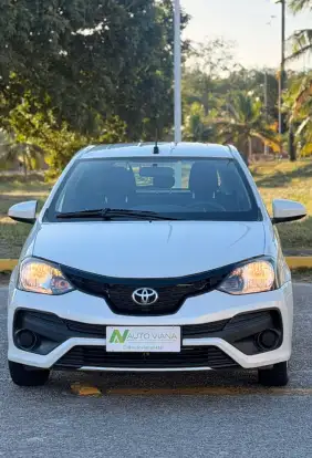 TOYOTA-ETIOS-2019