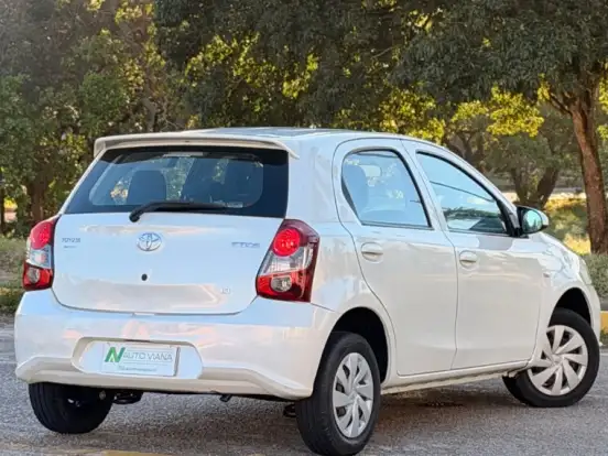 TOYOTA-ETIOS-1.3 X 16V FLEX 4P MANUAL TOYOTA-ETIOS-2019