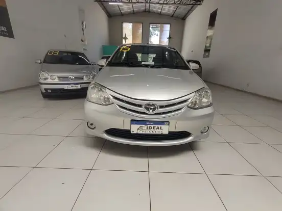 TOYOTA-ETIOS-1.3 X 16V FLEX 4P MANUAL TOYOTA-ETIOS-2014