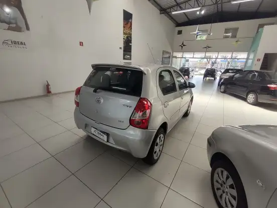 TOYOTA-ETIOS-1.3 X 16V FLEX 4P MANUAL TOYOTA-ETIOS-2014