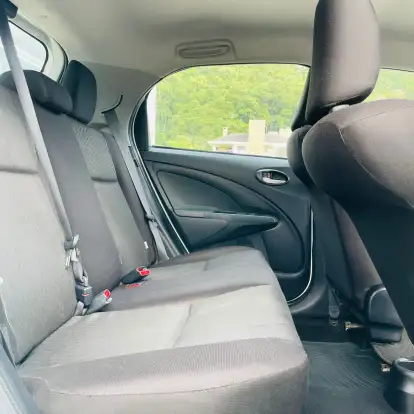 TOYOTA-ETIOS-2020