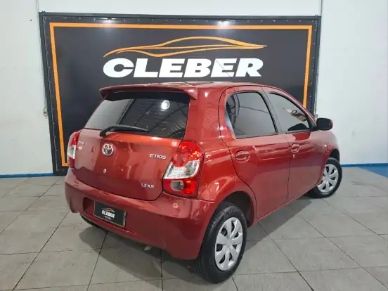 TOYOTA-ETIOS-1.3 XS 16V FLEX 4P MANUAL TOYOTA-ETIOS-2013