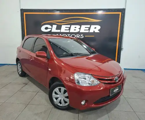 TOYOTA-ETIOS-2013