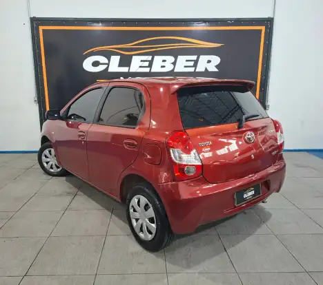 TOYOTA-ETIOS-2013