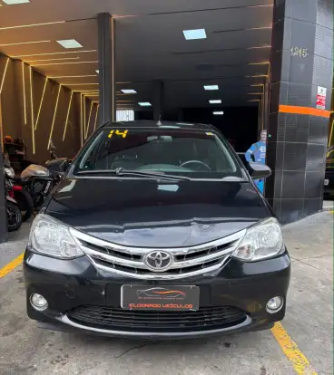 TOYOTA-ETIOS-1.5 PLATINUM 16V FLEX 4P MANUAL TOYOTA-ETIOS-2014