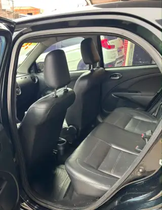 TOYOTA-ETIOS-2014