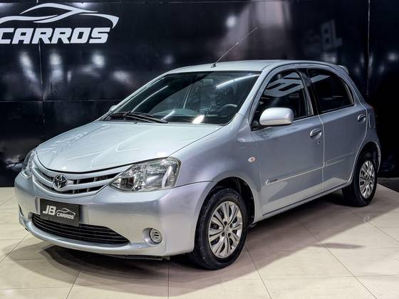 TOYOTA ETIOS 1.3 XS 16V FLEX 4P MANUAL