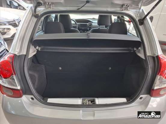 TOYOTA-ETIOS-2020