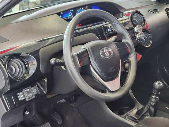 TOYOTA-ETIOS-1.5 X PLUS 16V FLEX 4P MANUAL TOYOTA-ETIOS-2019