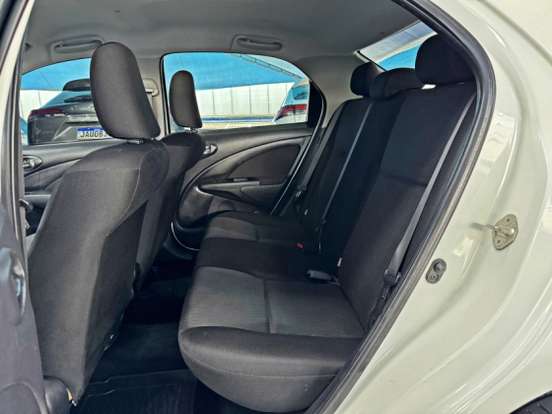 TOYOTA-ETIOS-1.5 X SEDAN 16V FLEX 4P AUTOMÁTICO TOYOTA-ETIOS-2017