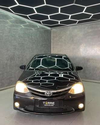 TOYOTA-ETIOS-2014