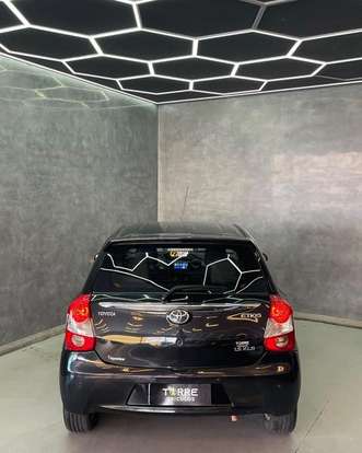 TOYOTA-ETIOS-1.5 XLS 16V FLEX 4P MANUAL TOYOTA-ETIOS-2014