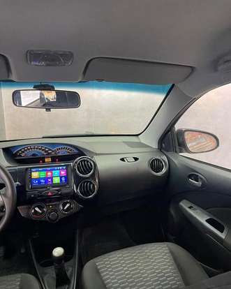 TOYOTA-ETIOS-2014