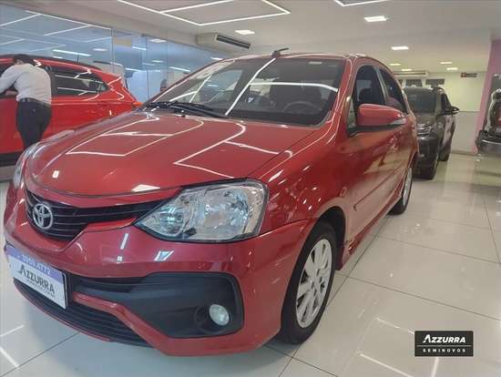 TOYOTA-ETIOS-2017