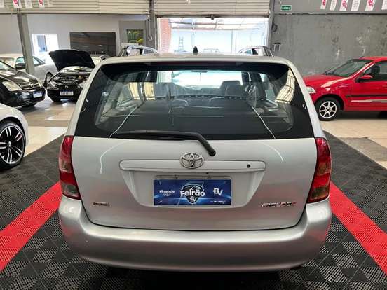TOYOTA-FIELDER-2006