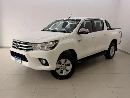 TOYOTA-HILUX-2.7 SRV 4X4 CD 16V FLEX 4P AUTOMÁTICO TOYOTA-HILUX-2017