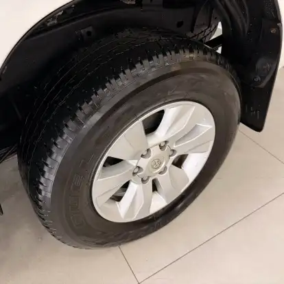 TOYOTA-HILUX-2017