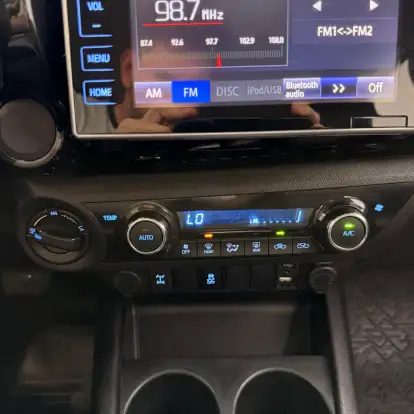 TOYOTA-HILUX-2017