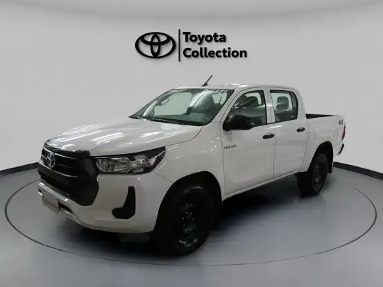 TOYOTA-HILUX-2.8 D-4D TURBO DIESEL CD POWER PACK 4X4 AUTOMÁTICO TOYOTA-HILUX-2025