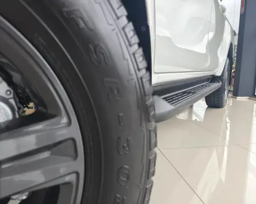 TOYOTA-HILUX-2022