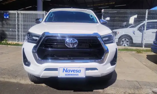 TOYOTA-HILUX-2025