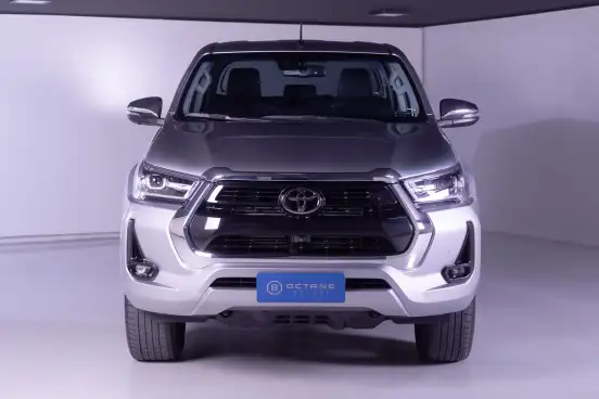 TOYOTA-HILUX-2.8 D-4D TURBO DIESEL CD SRX 4X4 AUTOMÁTICO TOYOTA-HILUX-2022