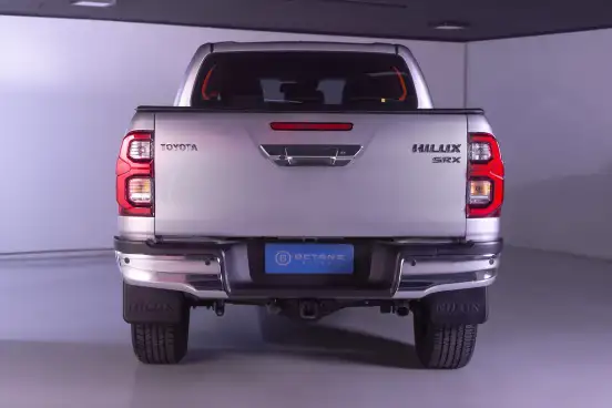 TOYOTA-HILUX-2.8 D-4D TURBO DIESEL CD SRX 4X4 AUTOMÁTICO TOYOTA-HILUX-2022