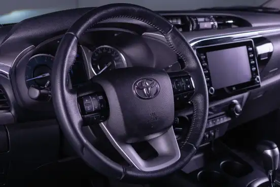 TOYOTA-HILUX-2.8 D-4D TURBO DIESEL CD SRX 4X4 AUTOMÁTICO TOYOTA-HILUX-2022