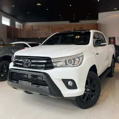 TOYOTA HILUX 2.8 SRX 4X4 CD 16V DIESEL 4P AUTOMÁTICO